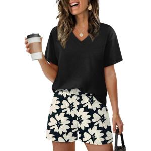XIEERDUO Lounge Sets for Women Shorts Lightweight Summer Pajamas Set Sleepwear 2 Piece Sets Airport Vacation Outfits(Black Floral)